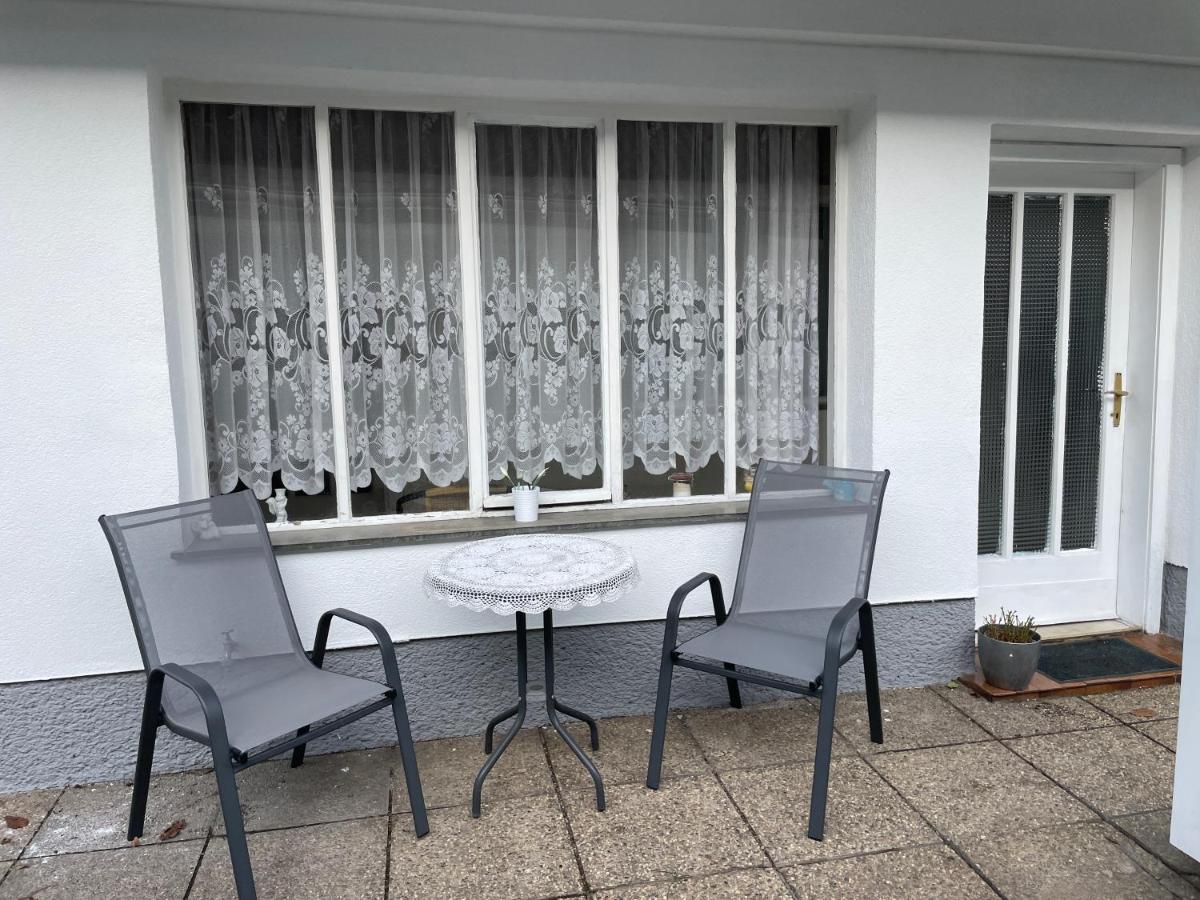 Cheap Outlet Center Apartment With Pool Parndorf Bagian luar foto
